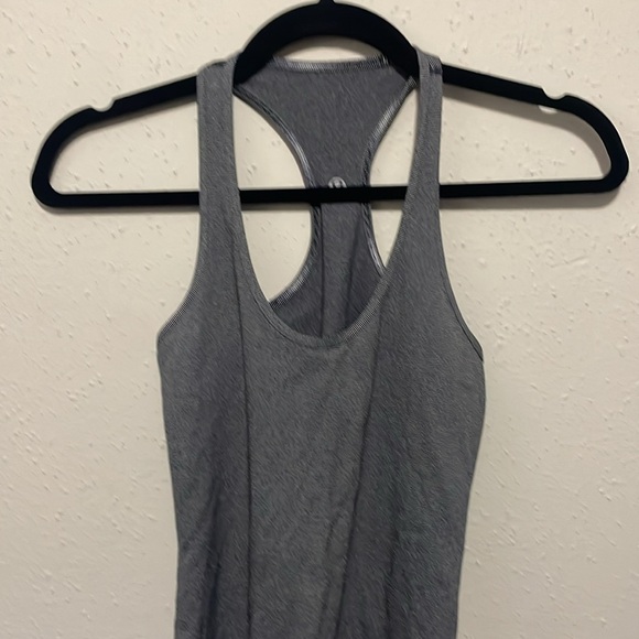Lululemon tank top shirt size XS gray - Picture 2 of 4